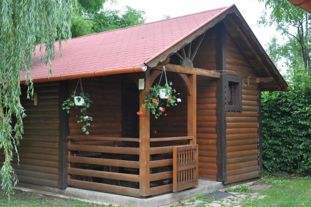 Кемпинги Turul Guesthouse and Camping Remetea